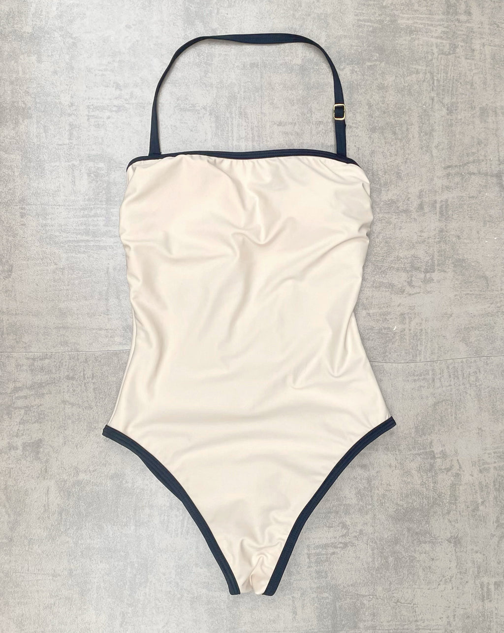 New LATTE Strapless 🖤 S,M,L,XL